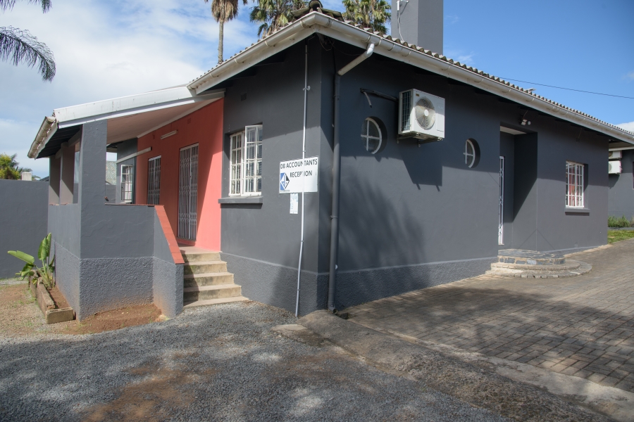 2 Bedroom Property for Sale in Mthata Eastern Cape